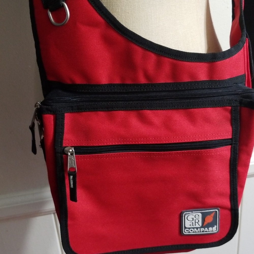 COMPASS GEAR - RED CROSS BODY BAG